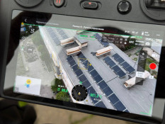 У Кривому Розі у 2025 році в рамках програми «КРИЦЯ» завершили встановлення 55 сонячних електростанцій та вводять їх в експлуатацію3