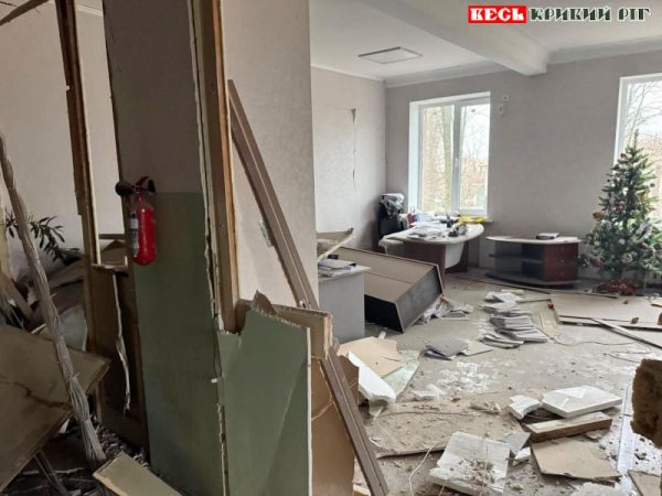 Удару шахедами зазнала Податкова інспекція на пр. Героїв-Підпільників в Кривому Розі