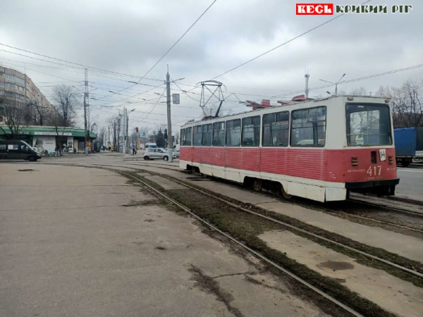 Трамвай №14 на вул. Героїв АТО в Кривому Розі
