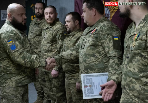 Нагородження артилеристів у 129-й Криворізькій ОВМБр