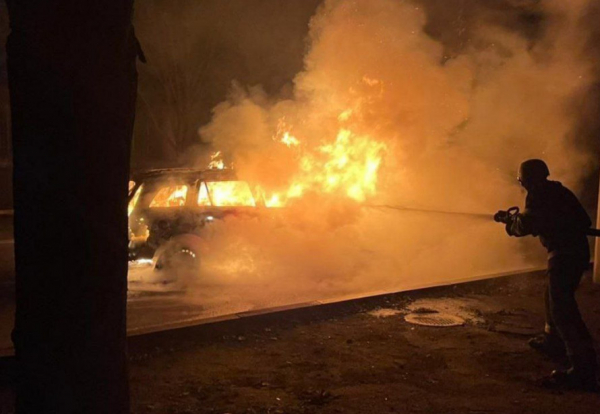 Вечірній терор у Кривому Розі: росіяни вгатили балістикою по центру міста, серед поранених діти8