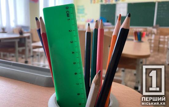 Відбиток міграції, мобілізації та малої престижності праці: яка частка шкіл в Україні відчуває нестачу вчителів