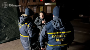 Вночі ворог вдарив по багатоповерхівках в містах Сумщини і Ченігівщини, є постраждалі7