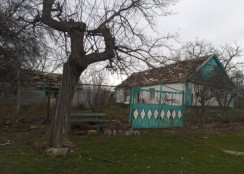 Ворожі обстріли Нікопольщини та Криворіжжя: є поранений і значні руйнування0