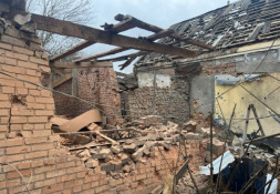 Ворожі обстріли Нікопольщини та Криворіжжя: є поранений і значні руйнування5