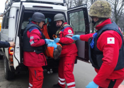 Ворожі удари по Дніпропетровщині: є постраждалі та значні руйнування4