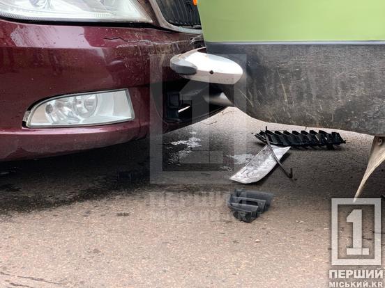 Затор закінчився аварією: на Гетьманській Skoda не роз’їхалася з ВАЗ1