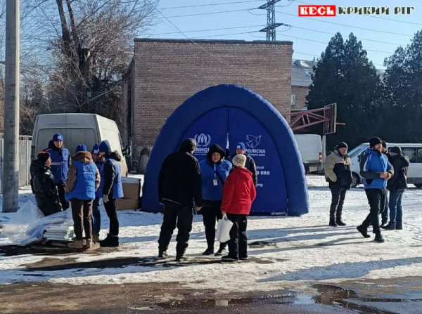 Волонтери Проліски надають допомогу постраждалим від удару по Кривому Рогу