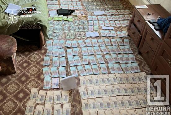 Гуманітарка для ЗСУ була в TikTok: у Кривому Розі викрили схему продажу безкоштовних авто військовим2