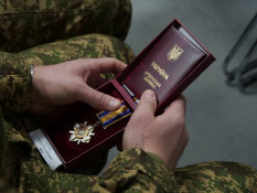 Люди зі сталі: криворізьких нацгвардійців — захисників Маріуполя — відзначили державними нагородами6