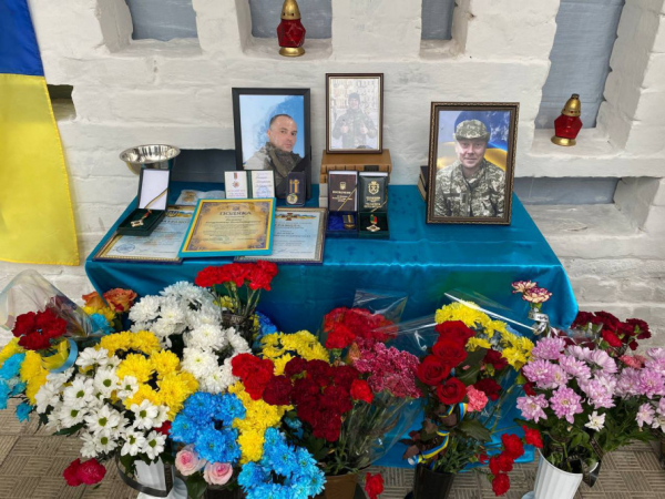 Меморіальні дошки на честь Героїв: у Кривому Розі вшанували полеглих Захисників3