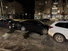 На 95-му кварталі зіштовхнулися чотири автомобілі0