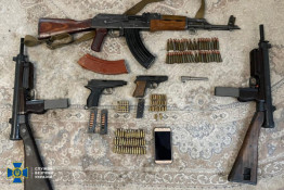 На Дніпропетровщині викрили злочинне угруповання, яке намагалося продати одну із найбільших партій «трофейної» зброї за час повномасштабної війни2