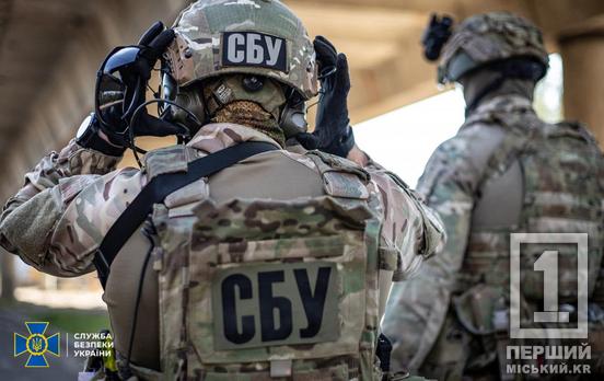 Один із чоловіків підтримував удар «орєшніком»: СБУ затримала трьох ворожих симпатиків