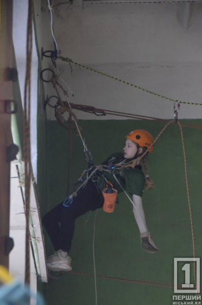 Підкорили «Висоту»: юні криворізькі туристи привезли оберемок медалей зі змагань6