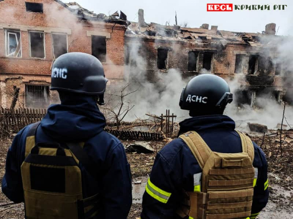 2-поверхівку зруйнувала ворожа ракета в Кривому Розі