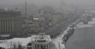 Столиця на паузі: у Києві зупинилися вода, тепло та електротранспорт0