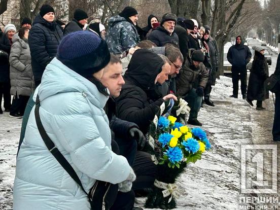 Турботливий наставник і професійний водій: Кривий Ріг віддав шану полеглому герою Олександру Лисенку3