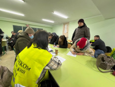 У Кривому Розі триває ліквідація наслідків удару безпілотниками по Тернівському району4