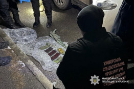 У Кривому Розі затримали продавця зброї та боєприпасів0