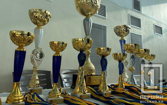 Українські Герої – Титани: у Кривому Розі пройшли змагання з плавання серед військовослужбовців