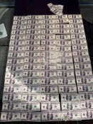 Вимагали 35 тисяч доларів та змушували продати авто: на Дніпропетровщині затримали двох зловмисників1