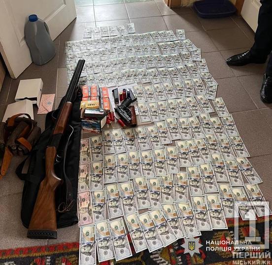 Вимагали на лапу і гарантували посвідчення тракториста-машиніста: на Дніпропетровщині судитимуть трьох хабарників1