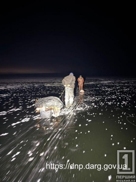 Влаштував нічний спринт по кризі: на Карачунівському водосховищі нічний баконьєр тікав від рибохорони1