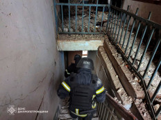 Ворог вдарив балістикою і  дронами  по Кривому Рогу,  11 людей постраждали,  з яких  троє - діти1