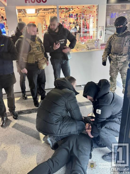 Затримували спецпризначенці: на Дніпропетровщині викрили чергового переправника військовозобов’язаних3