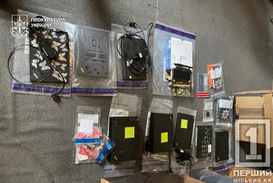 8 мільйонів збитків та 21 млн готівкою: на Дніпропетровщині накрили мережу кол-центрів, що ошукували європейців3