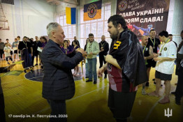 Бійці 17-ї ОВМБр вшанували пам’ять про полеглого бойового товариша на міських змаганнях із баскетболу3