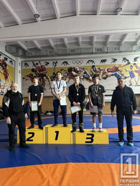 Холодна голова, характер і віра в результат: криворізькі борці з ДЮСШ №2 взяли оберемок медалей на обласній першості3