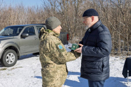 Кривий Ріг передав 60-й бригаді вже 93-й автомобіль з початку війни8