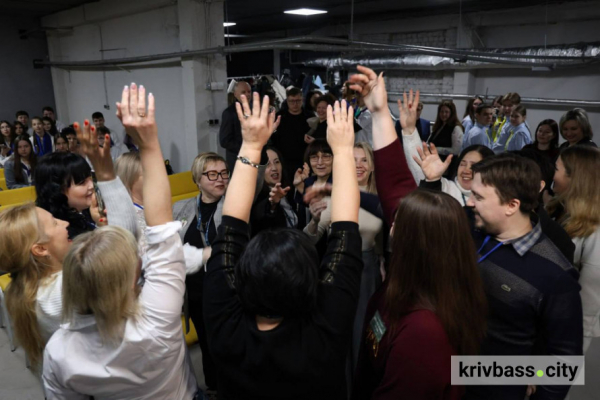 Криворізька молодь двічі представляла Україну в Європі: в місті відбувся регіональний турнір з фінансової грамотності 1