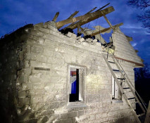 На Криворіжжі правоохоронець допоміг водіям вибратися із снігової пастки на дорозі  2