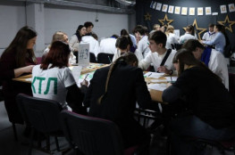 О. Вілкул: Відбудовувати Кривий Ріг ми будемо разом із нашою молоддю. А тому треба сильна економічна освіта та фінансово грамотне покоління2