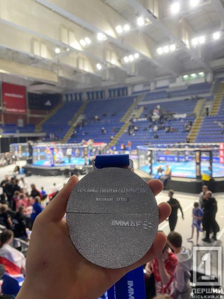 Перше міжнародне «срібло» для клубу і гордість для міста: юний криворіжець Богдан Носик став віце-чемпіоном Європи з ММА1