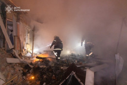Російські окупанти масовано вдарили по Україні дронами і ракетами: палають будинки, є постраждалі8