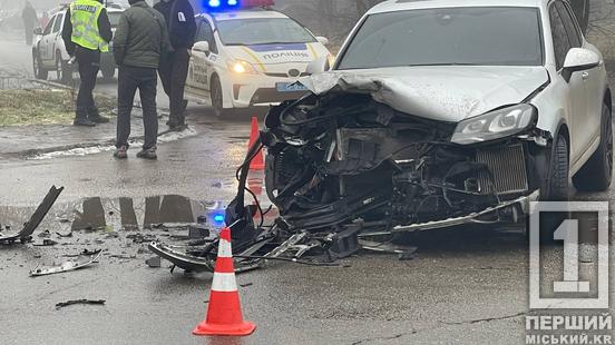 У районі Ластівки позашляховик протаранив вантажівку1