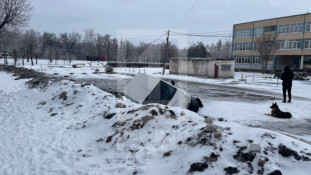 В Довгинцівському районі Кривого Рогу фургон Укрпошти впав у прибудинковий рів0