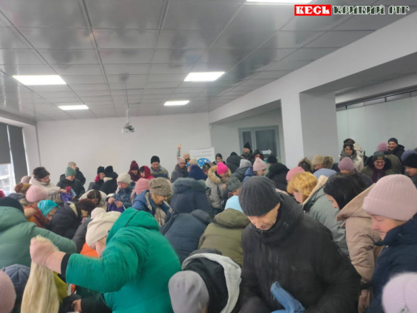 Соціальний гардероб привезли до Апостолового Криворізького р-ну