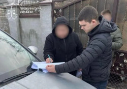 Жителю Дніпропетровщини оголосили підозру за крадіжку 20 мільйонів гривень в аграріїв0