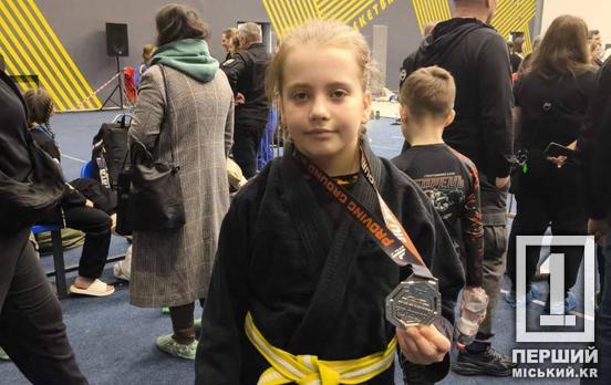 Юна криворіжка завоювала дві срібні медалі на турнірі з джу-джитсу у Дніпрі