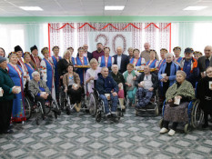 Юрій Вілкул привітав колектив Будинку милосердя «Затишок» з  20-річним  ювілеєм2