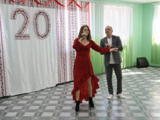 Юрій Вілкул привітав колектив Будинку милосердя «Затишок» з  20-річним  ювілеєм4