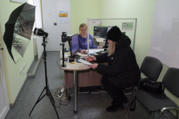 Кривий Ріг - місто соціальної спрямованості. Навіть в умовах війни збережено всі міські соціальні виплати, а деякі компенсації навіть збільшені та запроваджено нові виплати2