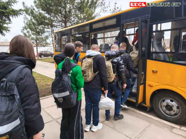 Власний автобус отримав військовий ліцей в Кривому Розі