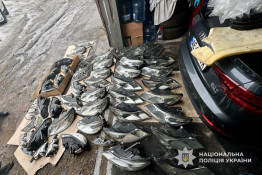 На Дніпропетровщині викрили схему перепродажу викрадених автозапчастин: серед причетних до злочину—криворіжець