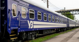 На Дніпропетровщині затримуються приміські поїзди